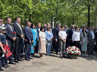 В Парке Победы открыли памятный мемориал работникам АПК Саратовской области – Героям Социалистического Труда 