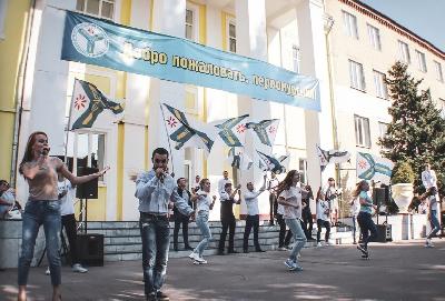 День знаний. Поздравление заместителя Председателя Правительства области – министра сельского хозяйства области Романа Ковальского