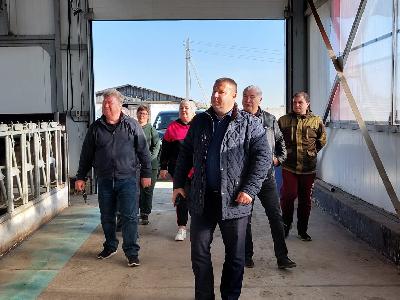 Роман Ковальский с рабочим визитом посетил Калининский район