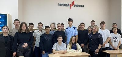 В «Точках роста» Хвалынского района агроклассников научили готовить уникальный кислородный коктейль 