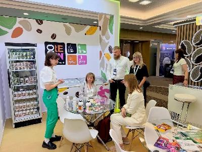 Саратовская область представила протеиновые новинки на «Неделе Российского Ритейла – 2026»