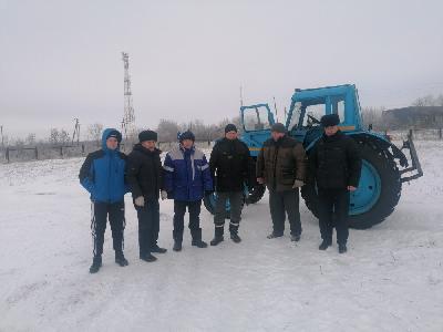 Студенты Ртищевского политехнического лицея получили права трактористов