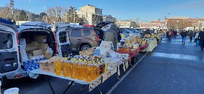В ярмарке на Театральной площади приняли участие 24 района области 