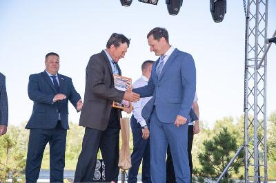 Лучшие сельхозтоваропроизводители Марксовского района отмечены Благодарственными письмами сенатора РФ и районной администрации