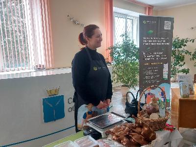Фермерские продукты становятся ближе: Саратовский филиал РСХБ провел «Вкусную пятницу»