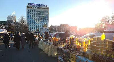 Ярмарка на Театральной площади возобновляет свою работу