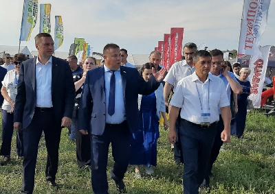 Роман Ковальский: мероприятия День поля-2023 направлены на повышение рентабельности сельхозтоваропроизводиелей и укрепление технологического суверенитета в АПК