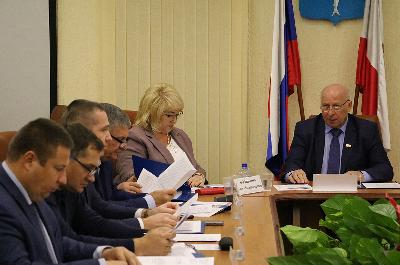 Министр сельского хозяйства Татьяна Кравцева доложила в Саратовской областной Думе по  вопросу мелиорации земель