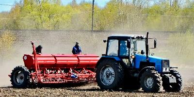 В Саратовской области начались посевные работы