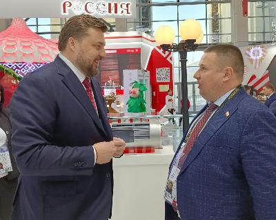 Роман Ковальский поздравил АО «Росагролизинг» с 23-летием со Дня основания компании 