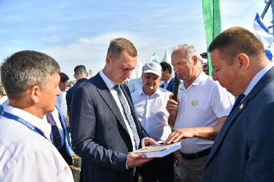 Роман Бусаргин: Саратовская область кормит себя – накормит и другие регионы