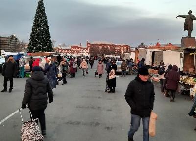 Роман Ковальский: Для многих ярмарка на Театральной площади - место, где можно по справедливым ценам купить продукты на каждый день