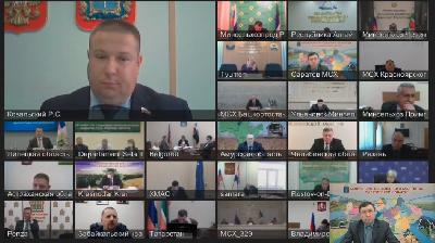 В минсельхозе обсудили завершение уборки и приобретение минеральных удобрений 