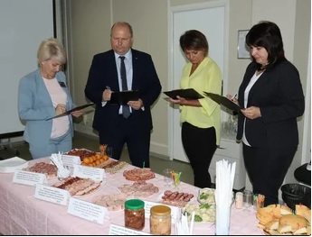 26 мая состоялась дегустация продуктов, заявленных на участие во Всероссийском конкурсе «100 лучших товаров» 