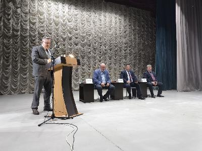 В Калининске прошёл штаб по подготовке к весенне-полевым работам 2025 года
