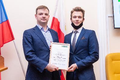 Многоуровневая система тепличного выращивания рассады победила в Международном конкурсе «Бизнес идея-2022»