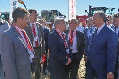 Губернатор на открытии агрофорума: «Качественное, безопасное продуктовое изобилие по доступным ценам – это гарантия здоровья и благополучия населения»