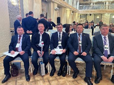 На зональном совещании по животноводству презентовали программу развития агрохолдинга «Саратов-Птица»