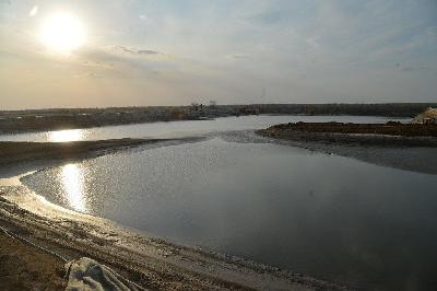 В семи районах области продолжается закачка воды в пруды и водоемы для водообеспечения жителей 