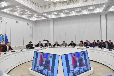 Губернатор области Роман Бусаргин поручил провести большую предновогоднюю ярмарку 30 декабря