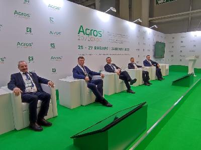 Выставка АГРОС-2022 продолжает свою работу 