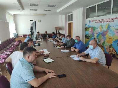 В региональном министерстве сельского хозяйства обсудили участие Петровского района в программе по комплексному развитию сёл